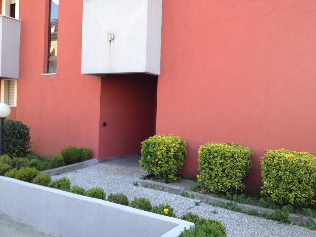 Appartamento Aleph With Private Parking, Next Train Station コモ エクステリア 写真